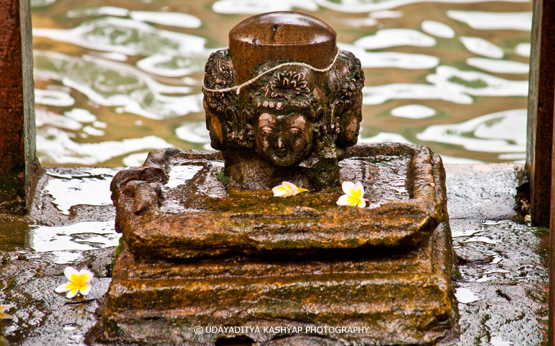 Four faces Shivling